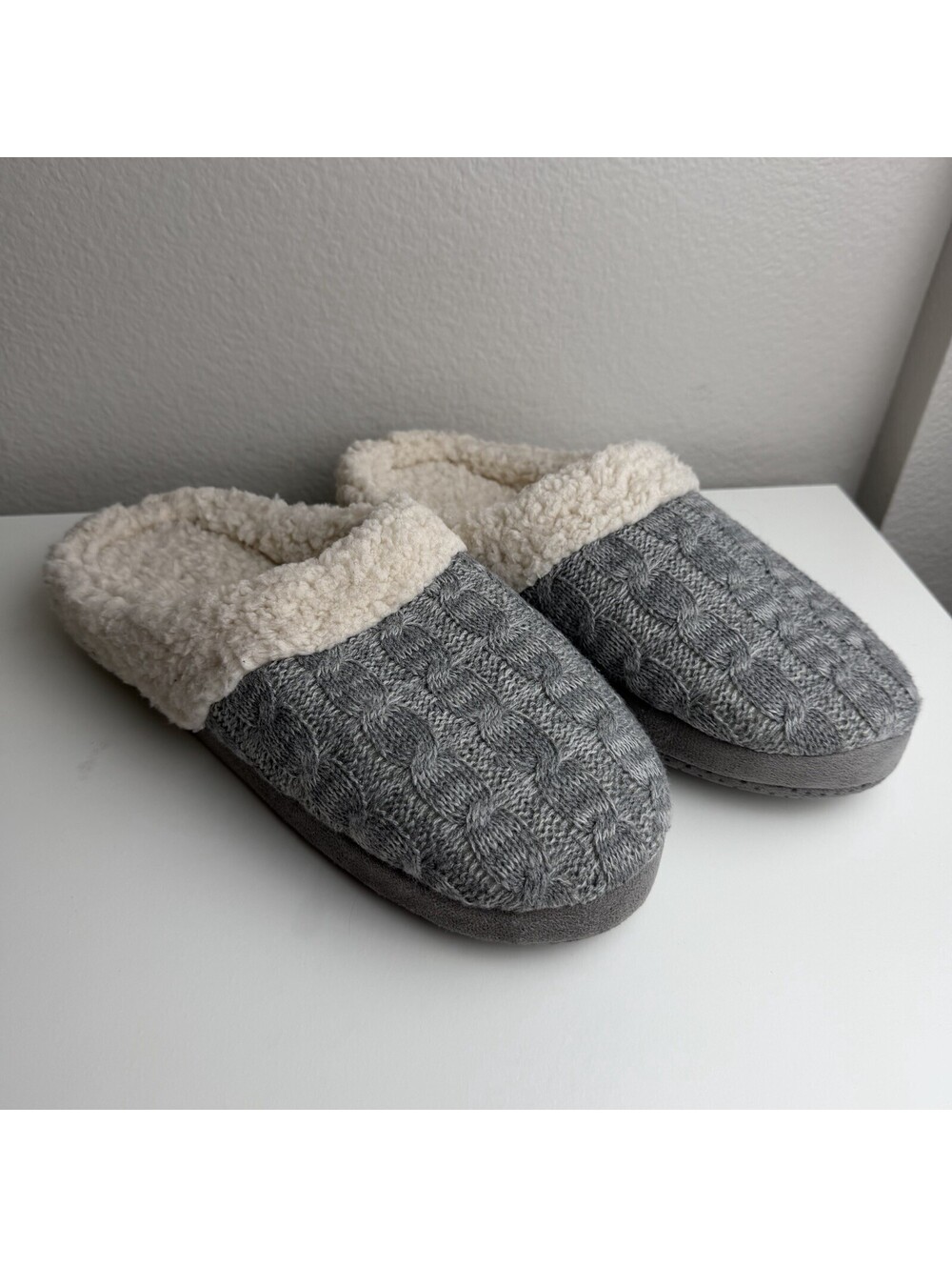 Secret Treasures Women’s Gray Sherpa Slippers Plush Lined House Shoes XL 11-12